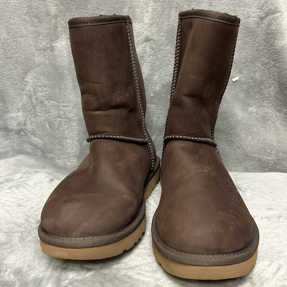 UGG CLASSIC SHORT LEATHER BROWNSTONE BOOTS SIZE 9 - Picture 6 of 10